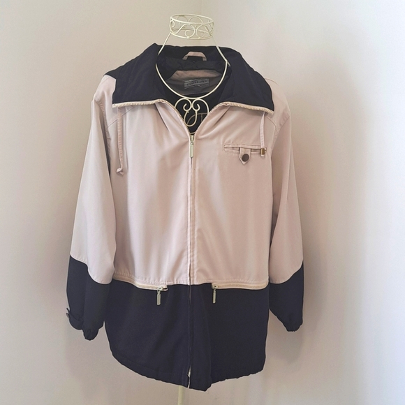 Vintage Women's Coattales Brand Black And Tan Hooded Jacket, Size Medium. - Picture 1 of 8